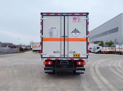 長治武鄉(xiāng)縣危險(xiǎn)品運(yùn)輸車選購指南 爆破器材廂式運(yùn)輸車價格解析